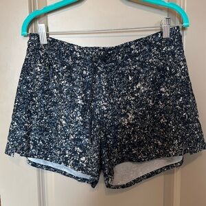 Athleta Printed Shorts Blue Size 8